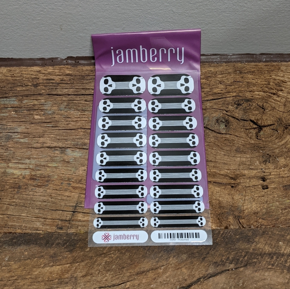 NEW Jamberry Nail Wrap Poisoned
